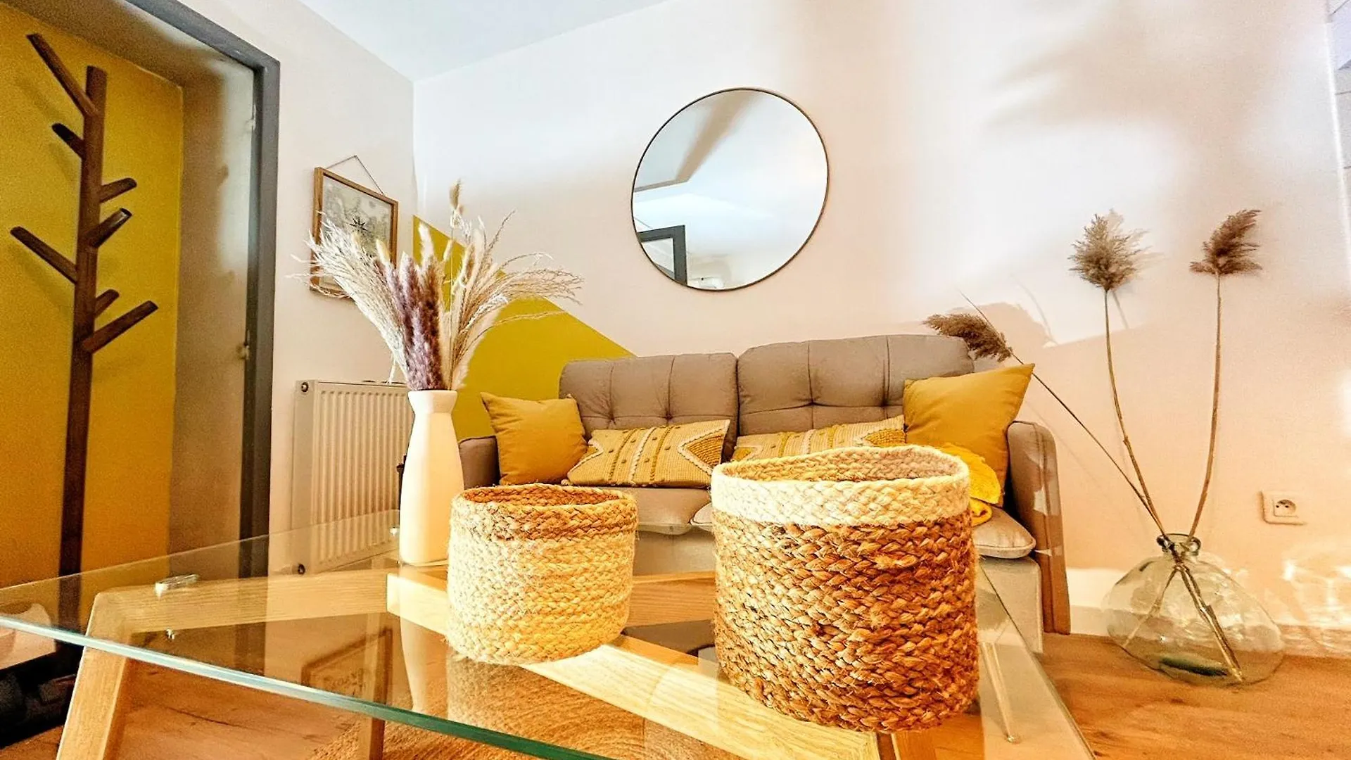 Appartement Cosy Ocre à Arles